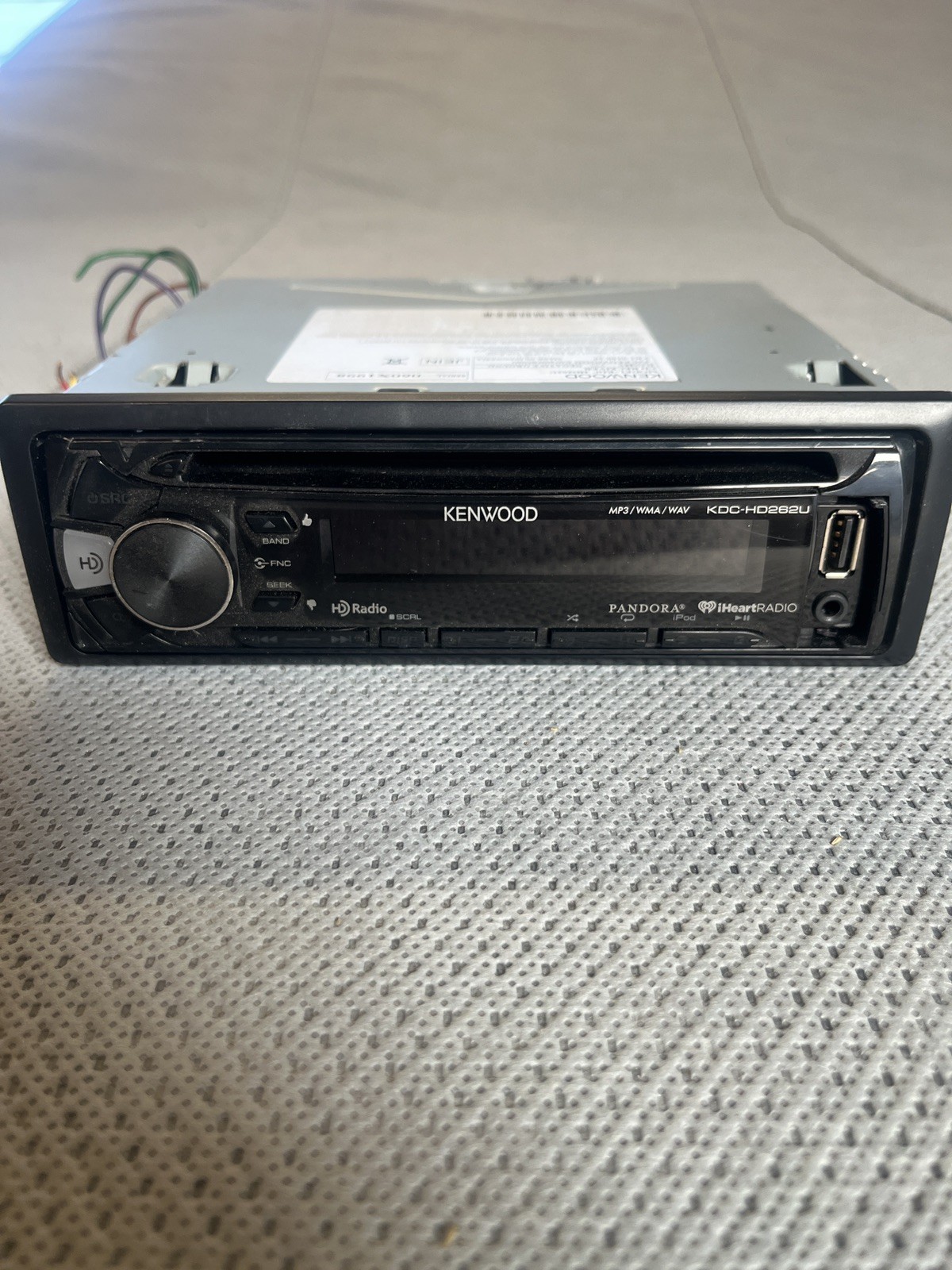 Kenwood “KDC-HD262U” CD Android HD Radio USB Interface MP3 AM/FM AUX