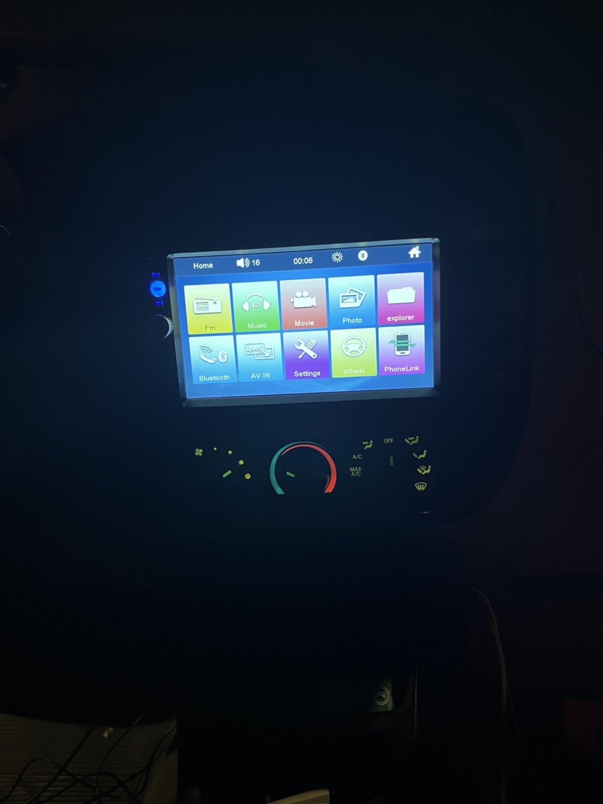 High-Definition 7″ Car Stereo MP5 Player with Bluetooth & Steering Wheel Remote