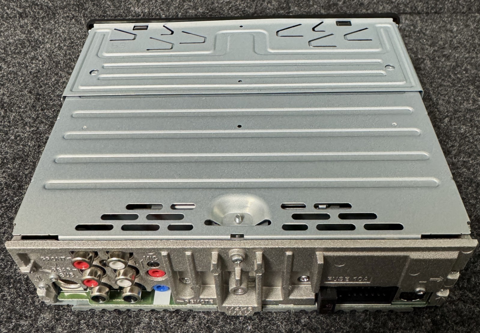 Alpine CDE-175BT NEW/OPEN BOX. EXTREMELY HARD TO FIND (SEE DESCRIPTION)
