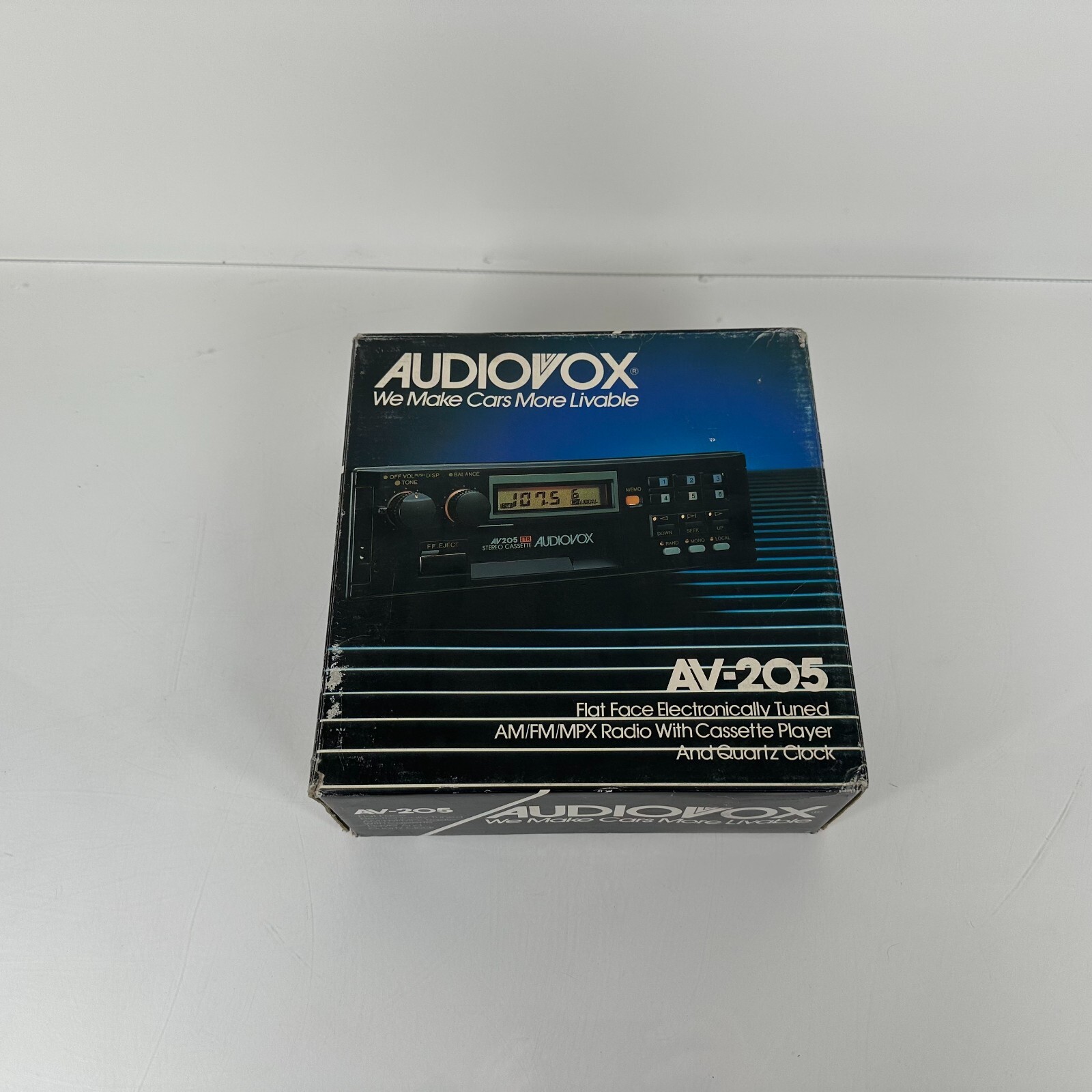 NOS Audiovox AV-205 Flat Face AM/FM/MPX Radio w/ Cassette Player + Mounting Kit!