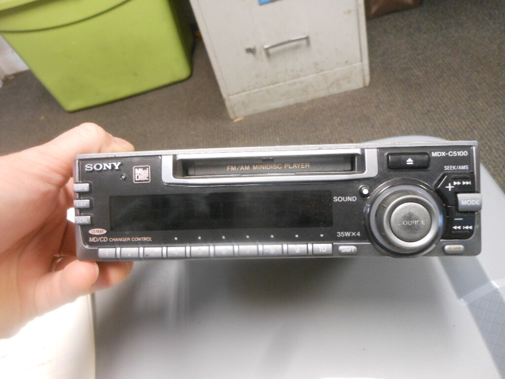 Sony JDM Minidisc Player AM FM Stereo Radio MDX-C1500