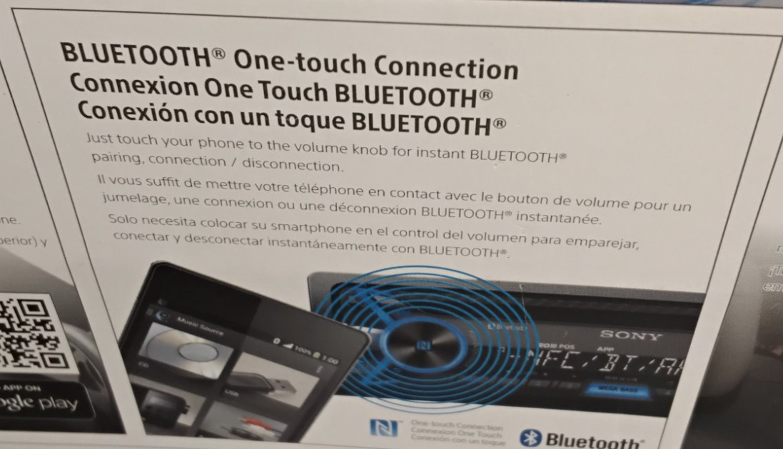 Sony Bluetooth Audio System MEX-N4100BT Radio/CD Player New in Open Box #J5138