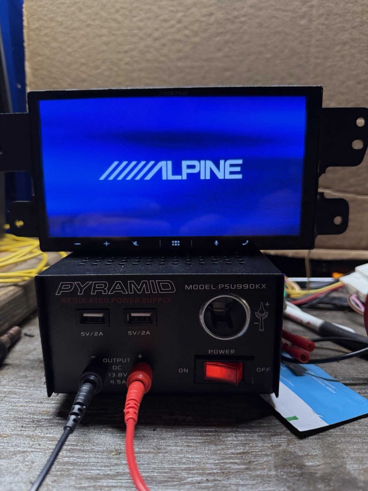 Alpine iLX-W650 Digital Media Receiver 7″ Carplay/Android – Used