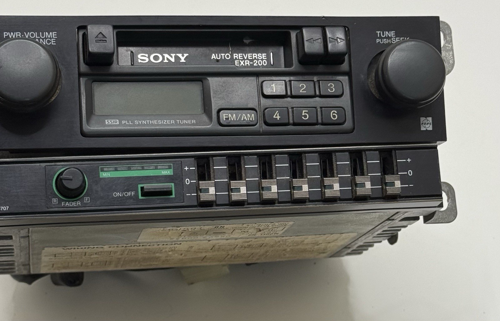 Sony EXR-200 AM/FM Cassette Stereo Equalizer 1984-1989 Toyota 4Runner Pickup