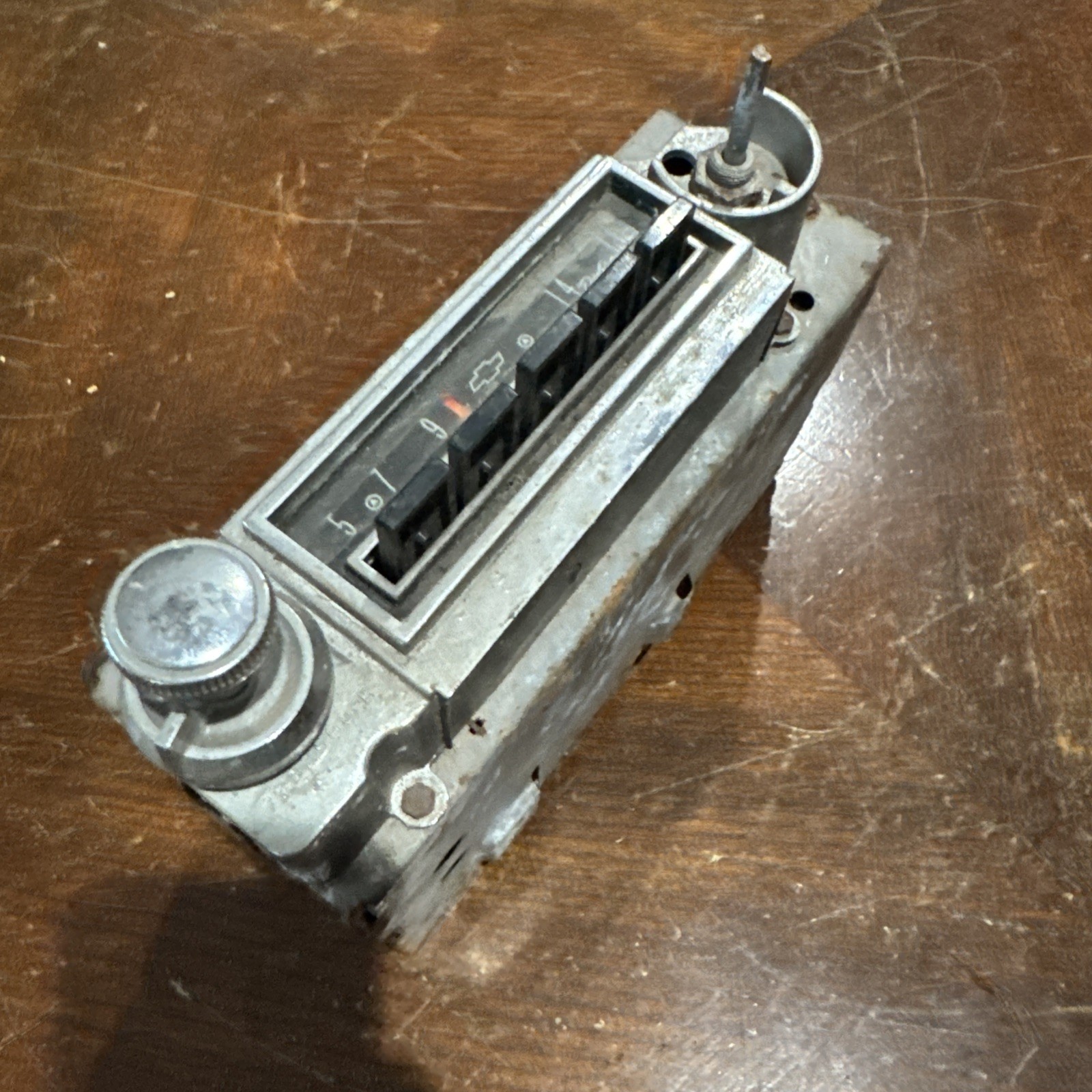 Vintage Delco 7282590-B AM Car Auto Radio 1963 1964 Chevy