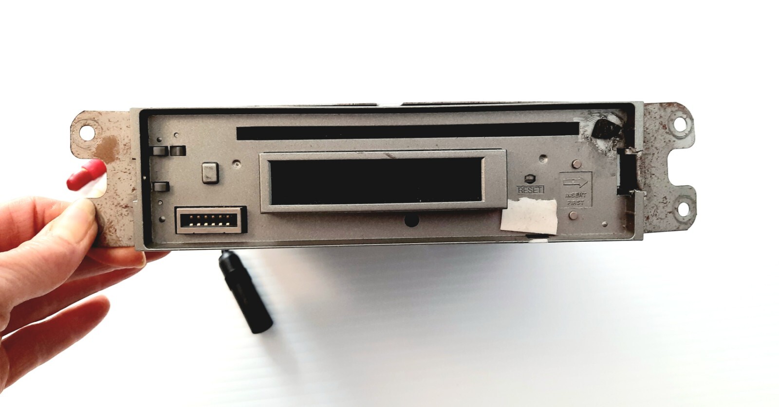 Duel Electronic Corp Model XD6210 In Dash Cd Player For Parts Or Repair