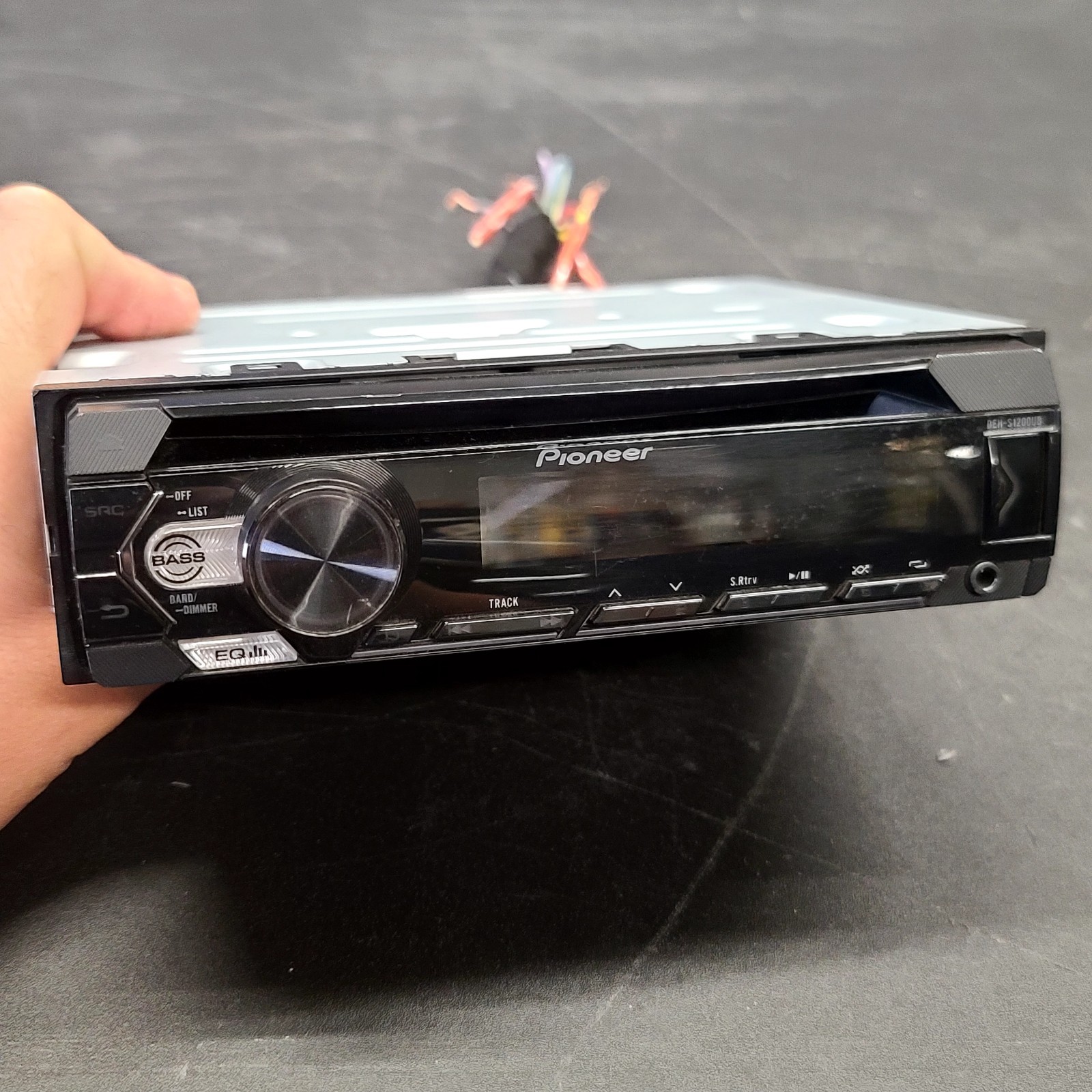 PIONEER DEH-S1200UB SINGLE DIN, USB, AUX, CD PLAYER