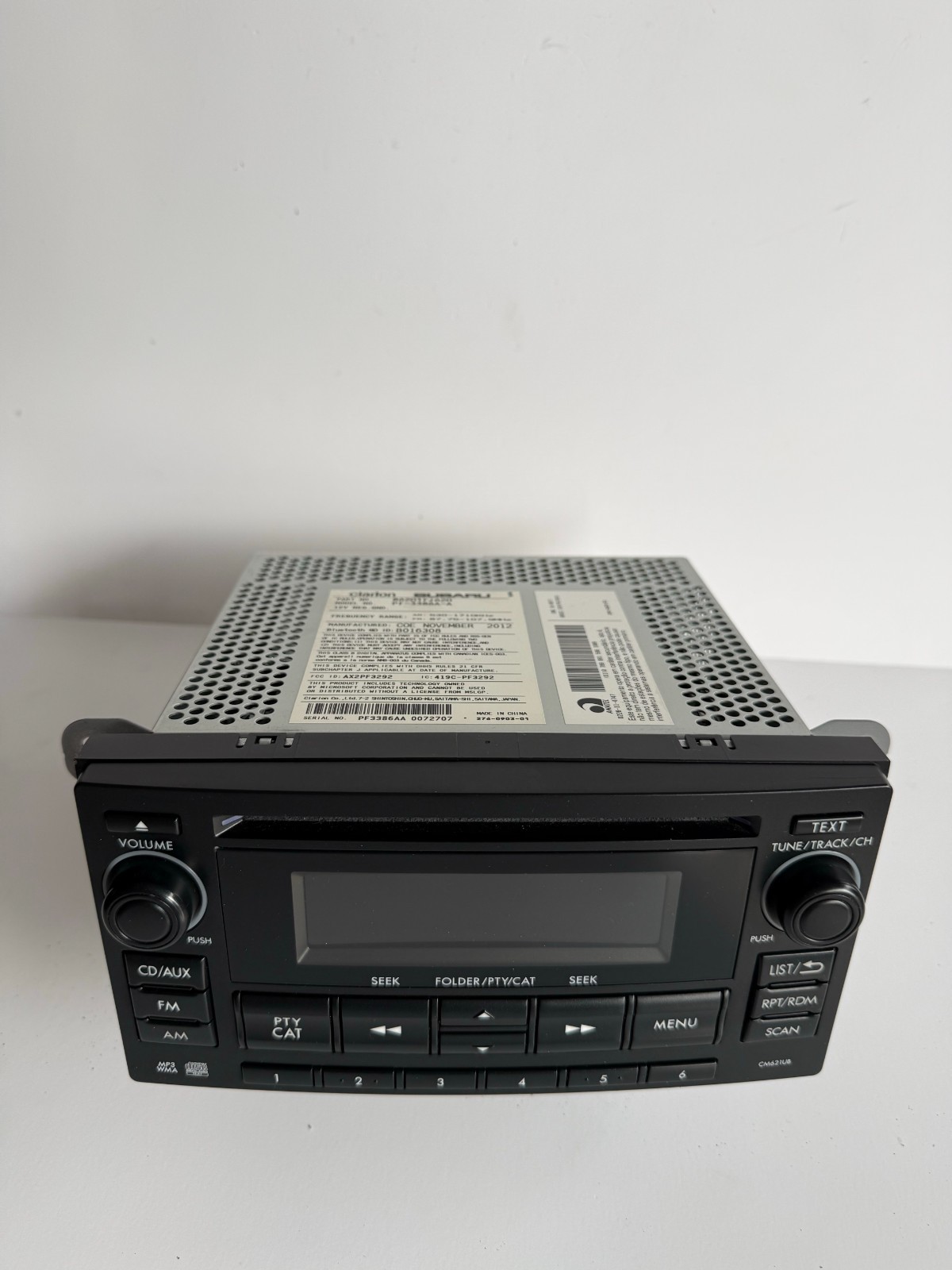**Genuine OEM 2012-2014 Subaru Impreza XV Crosstrek AM/FM CD Radio Receiver Clar