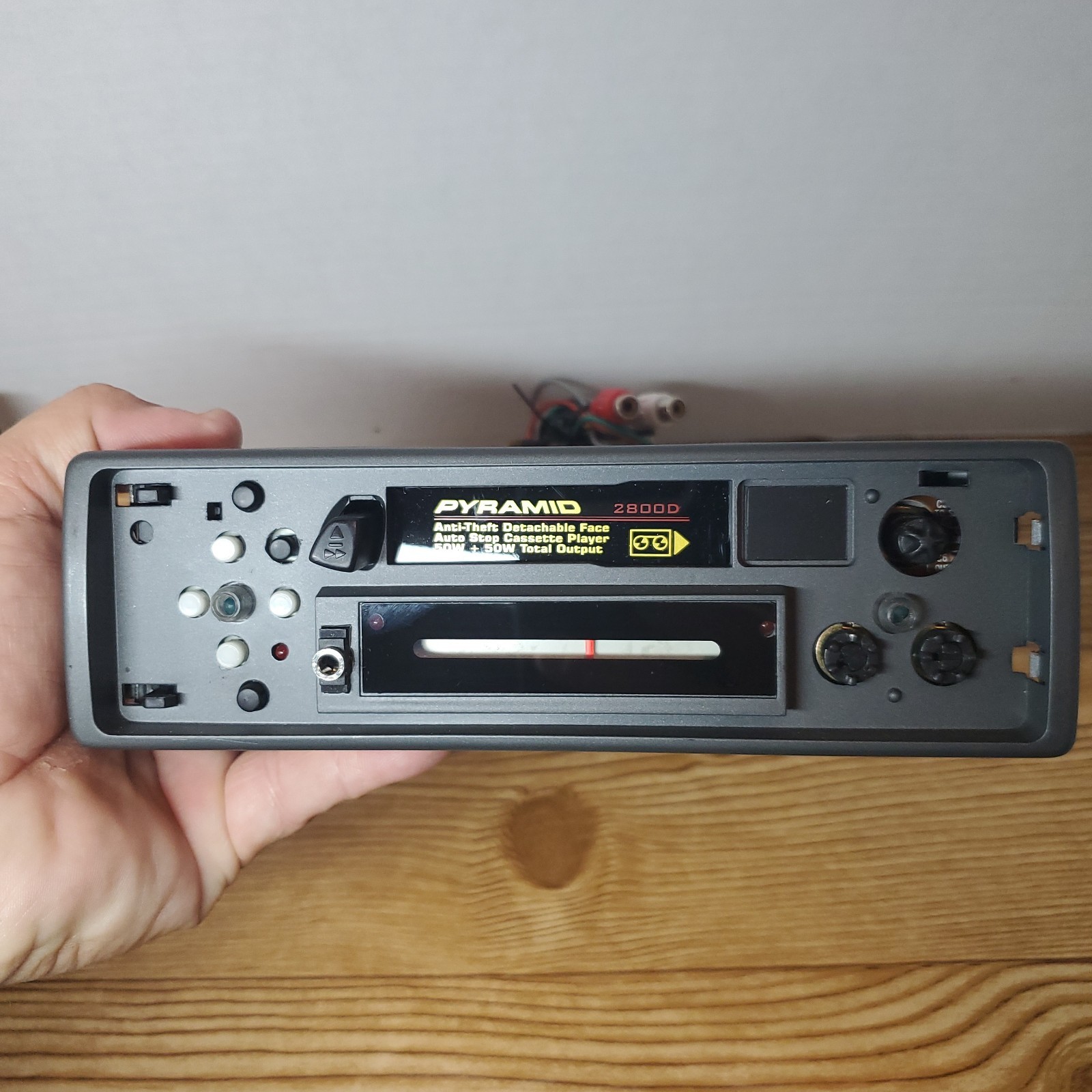 VTG Pyramid Car Stereo Cassette Radio Am/Fm Detachable face #2800D New Unused