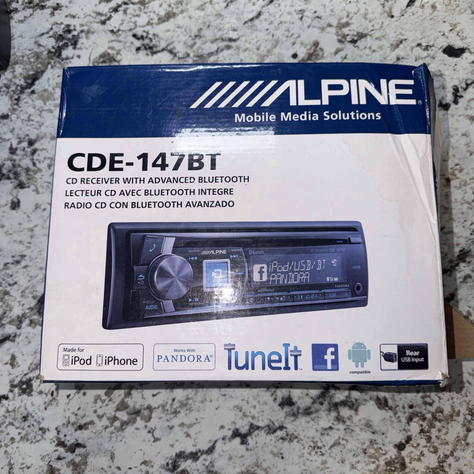 Alpine CDE-147BT CD Receiver Bluetooth Car Stereo Single-DIN
