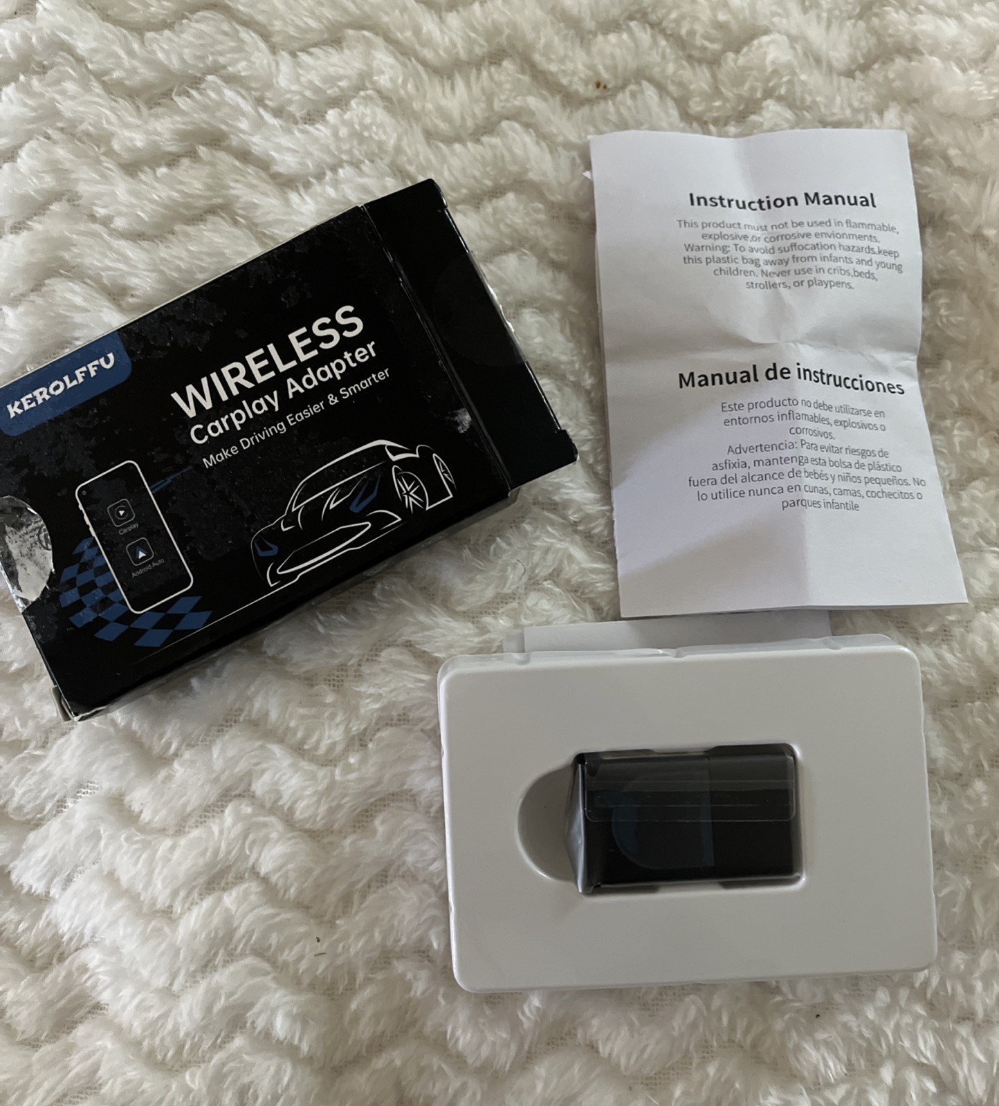 Mini Wireless Carplay Car Adapter for Apple iPhone Plug and Play USB Plug In
