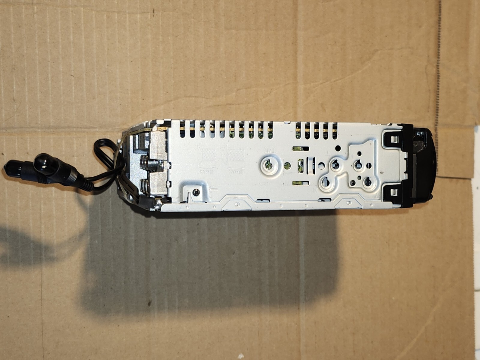 (H8-#2) — Sony GTX-GT520 Compact Disc Player For Auto – Untested
