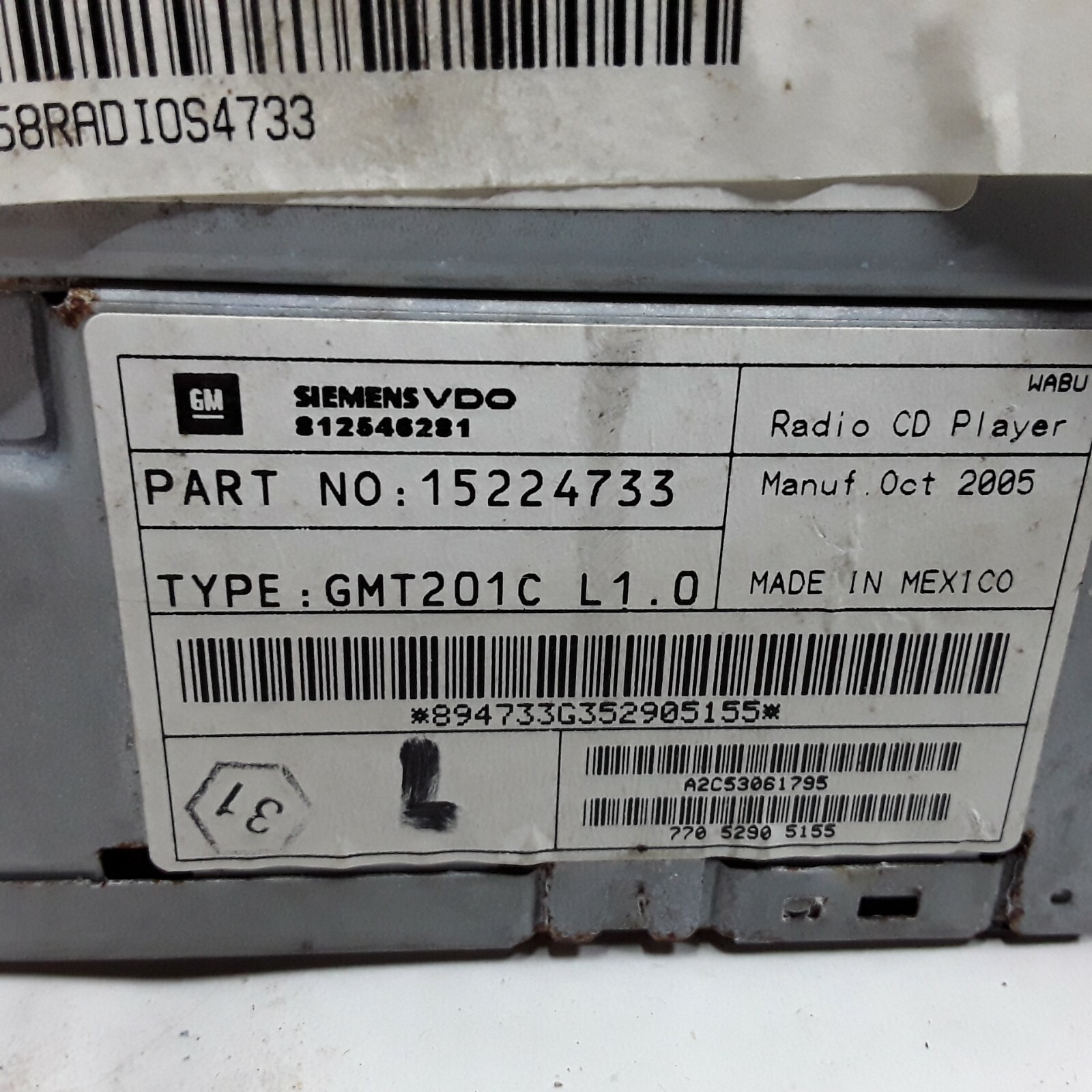 05 06 07 Saturn Relay Chevy Uplander AM FM CD radio receiver OEM 15224733