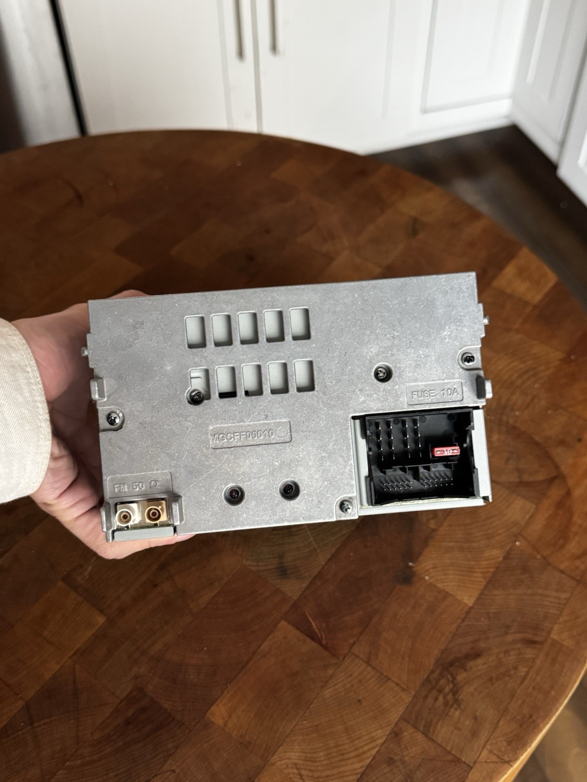 Volkswagen Premium 7 CQ-EV1467G 2 DIN CD Player 1K0 035 180 L FM AM SAT MP3