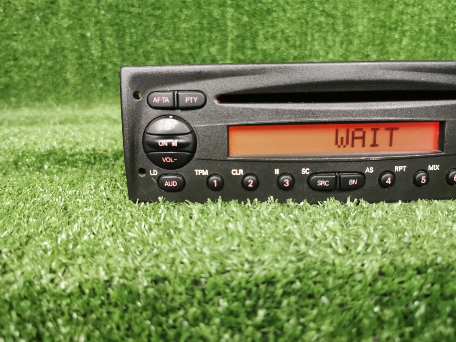 Fiat 7645358316 7 645 358 316 735 388 373 0 7353883730 Original Car Radio