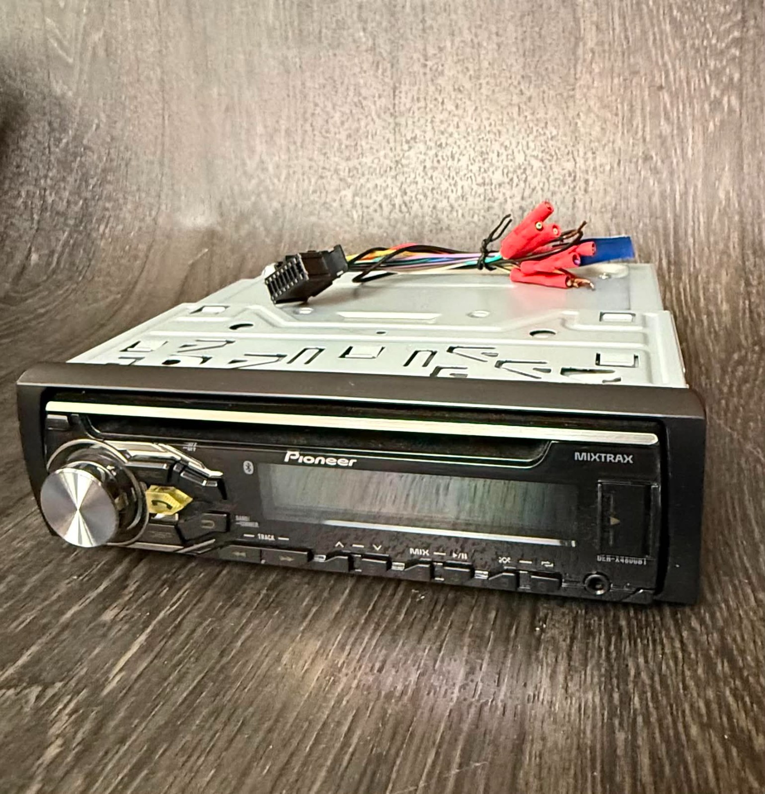 Nice! Pioneer DEH-X4800BT Car Stereo CD Player Bluetooth MIXTRAX AM/FM Radio