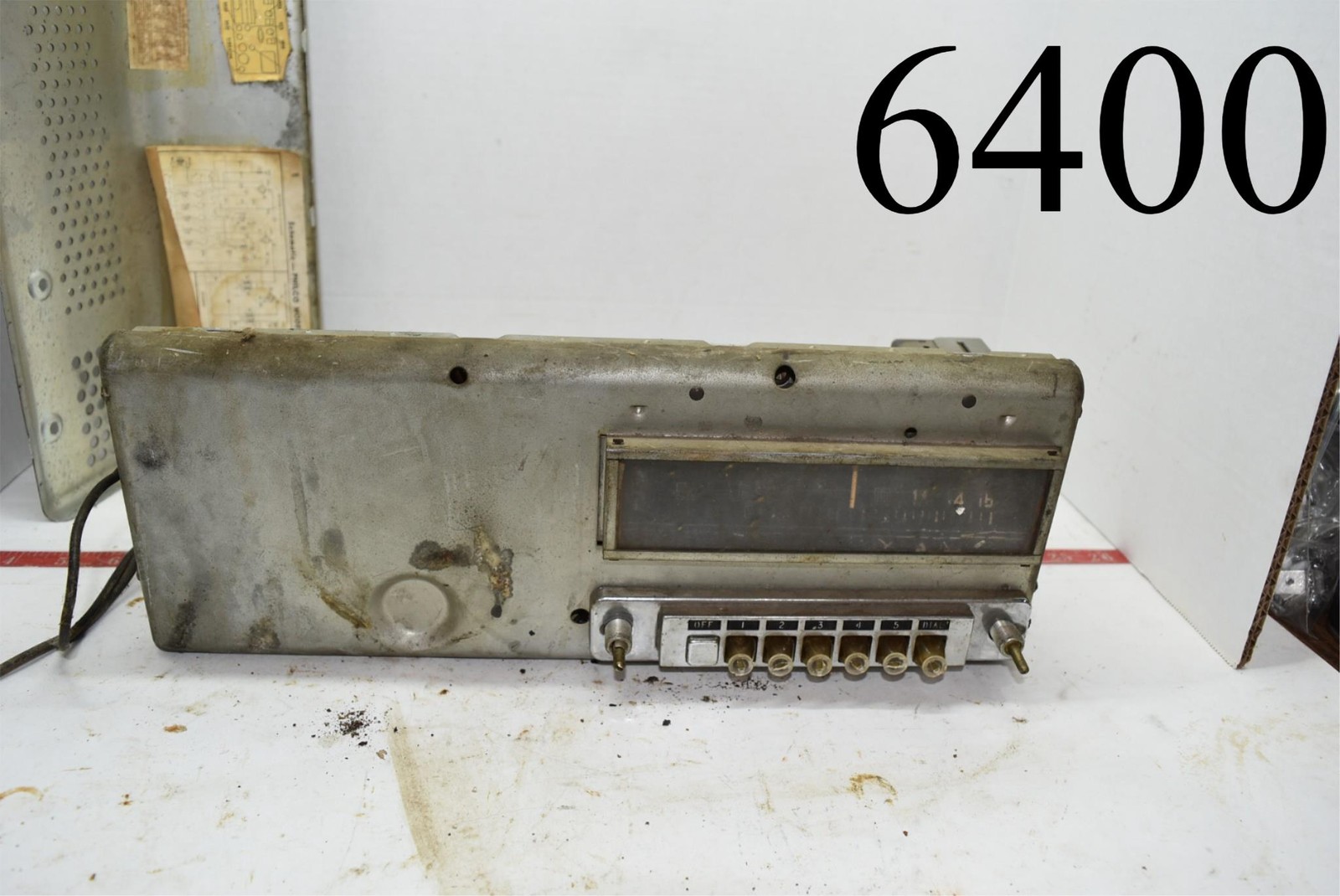 1949 CHRYSLER VINTAGE ANTIQUE USED AM RADIO MISSING KNOBS UNTESTED MOPAR # 805