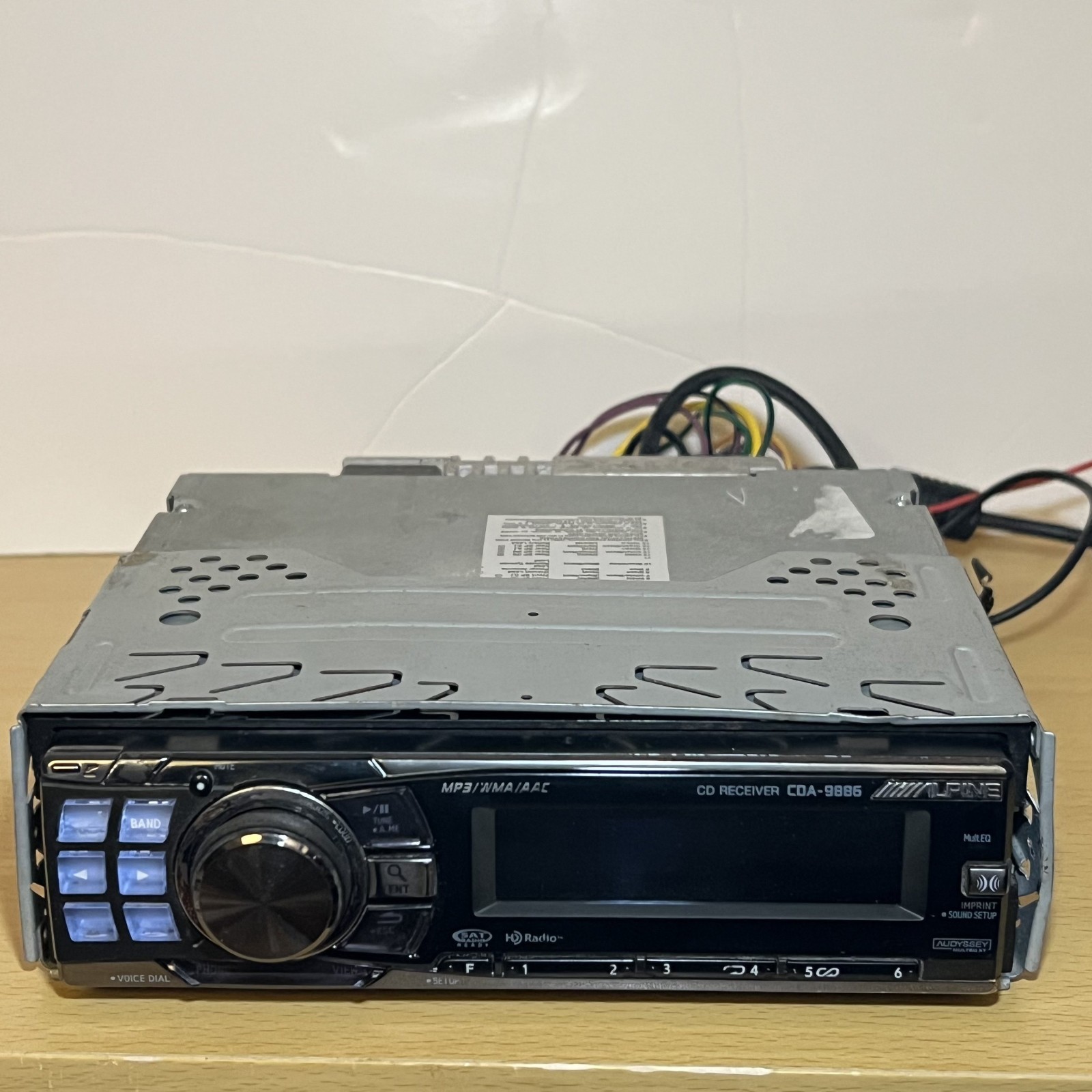 Alpine CDA-9886 CD Player/MP3 In Dash Receiver Vintage Classic W Harness