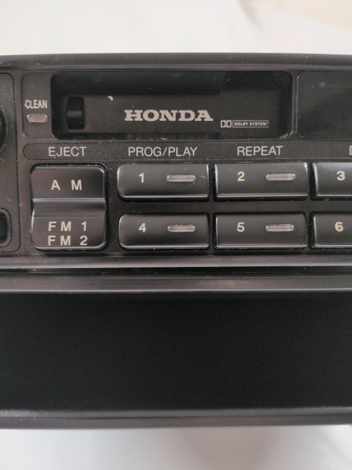 Honda OEM 1990-1993 Accord AM FM Cassette Radio 39100-SM4-A310-M1 Untested