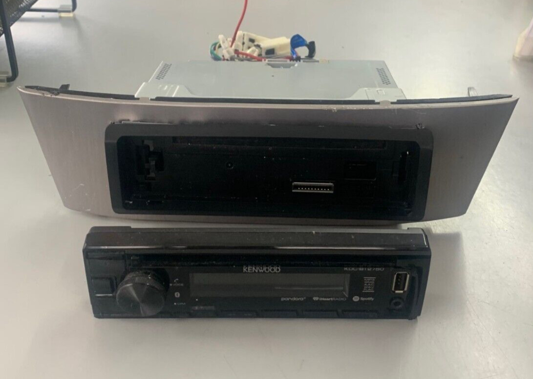 KENWOOD CAR STEREO KDC-BT275U CAME OUT FROM 2004 INFINITY WITH ADAPTER