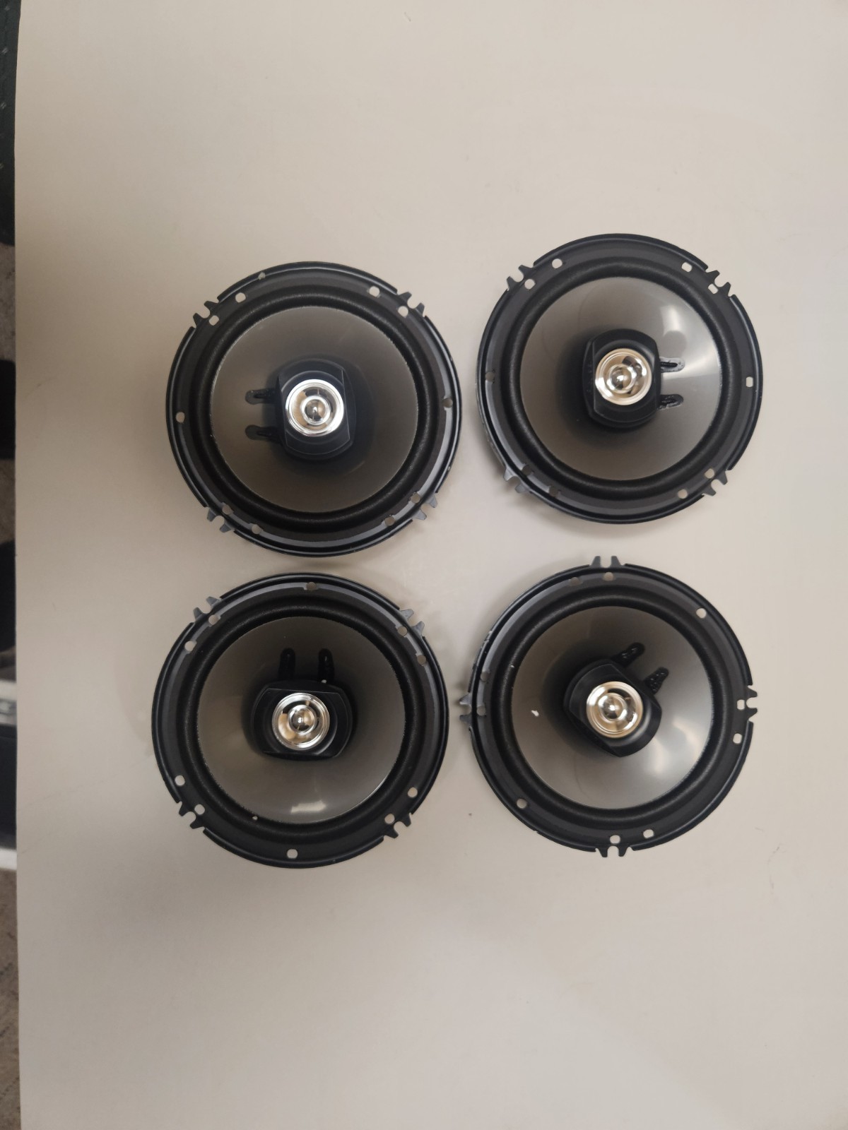 Pioneer MVH-S310BT Bluetooth Stereo + 4 TS-165P Speakers + RP3-GM12 GM Interface