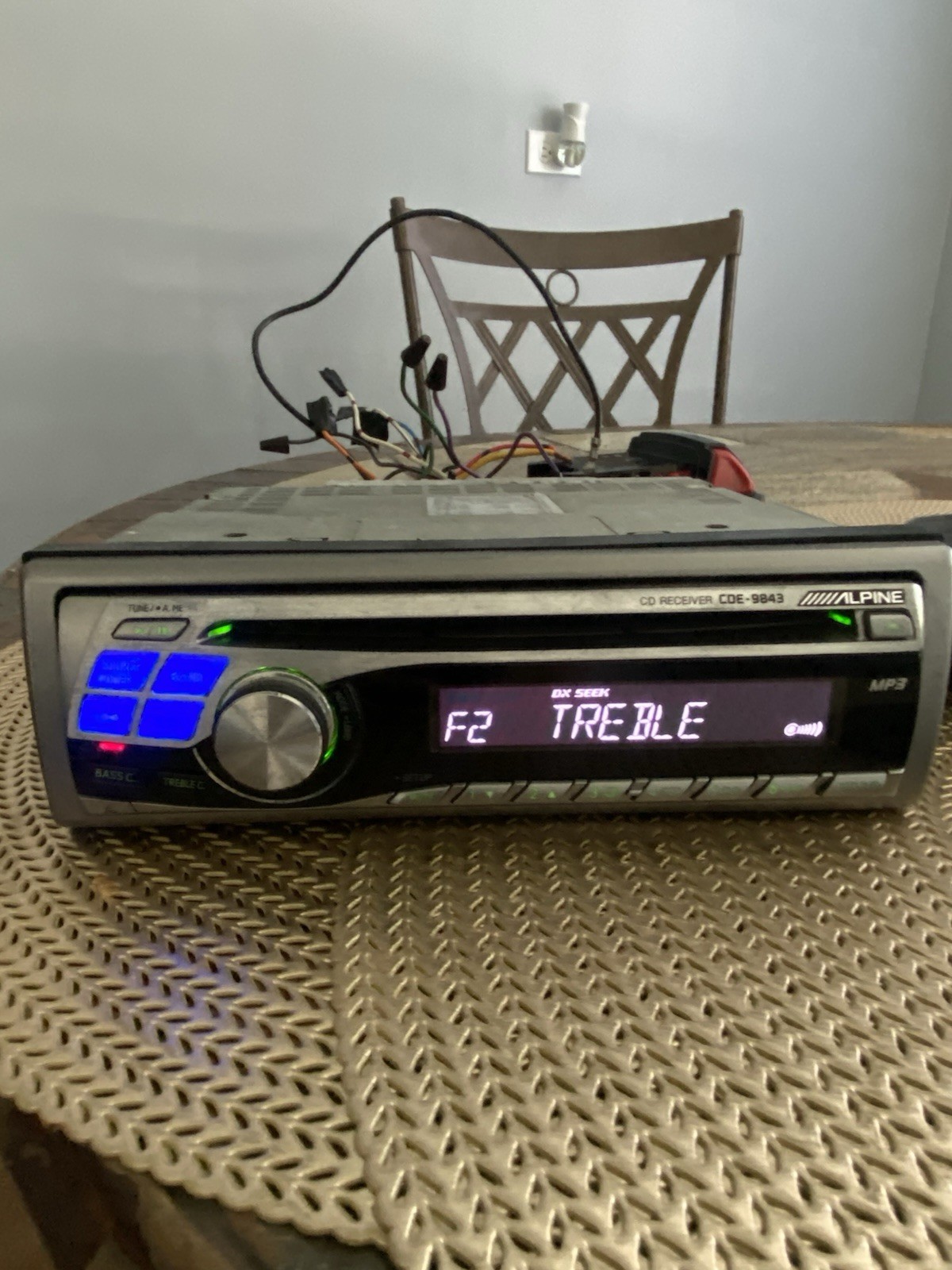 Alpine CDE-9843 CD Player In Dash Receiver