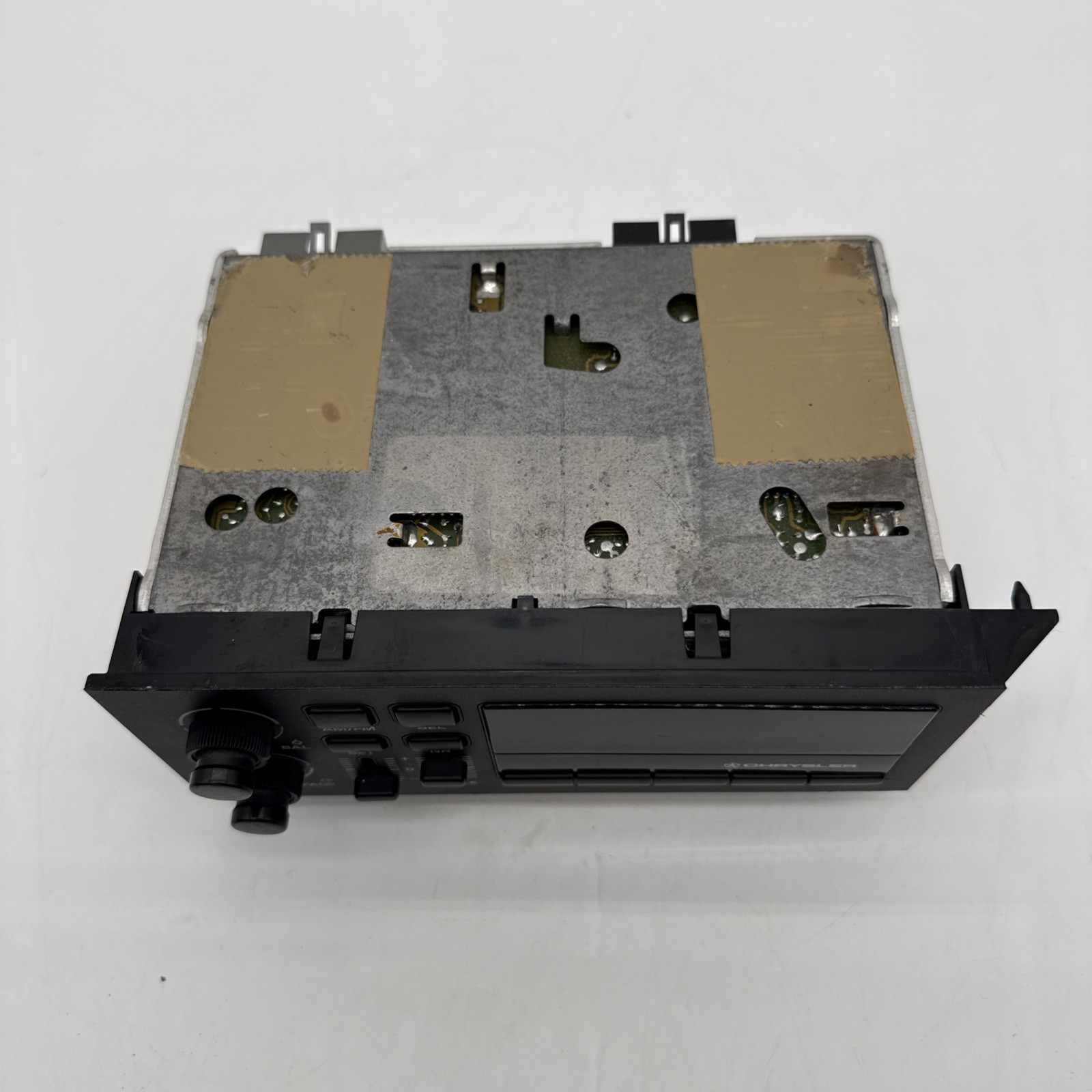 Chrysler Dodge Mopar OEM In Dash Car AM-FM Stereo Audio #5269411
