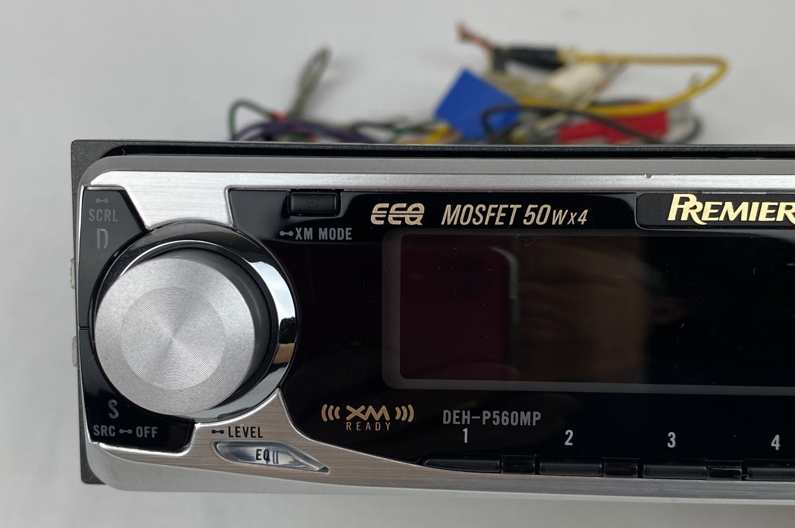 Pioneer Premier DEH-P560MP CD Car Radio *** PARTS ONLY *** B32