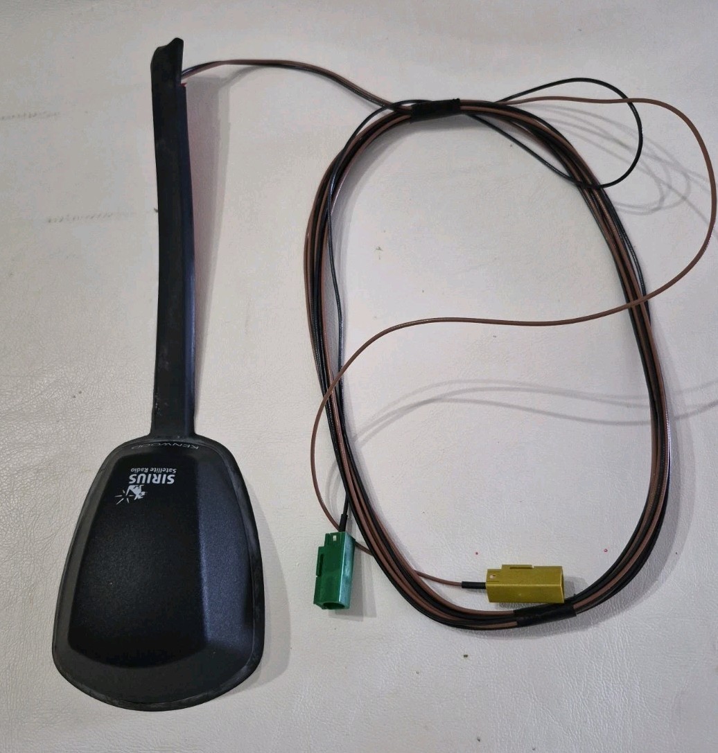 Kenwood CX-SR10 Sirius Satellite Radio Antenna Made In USA New In Box