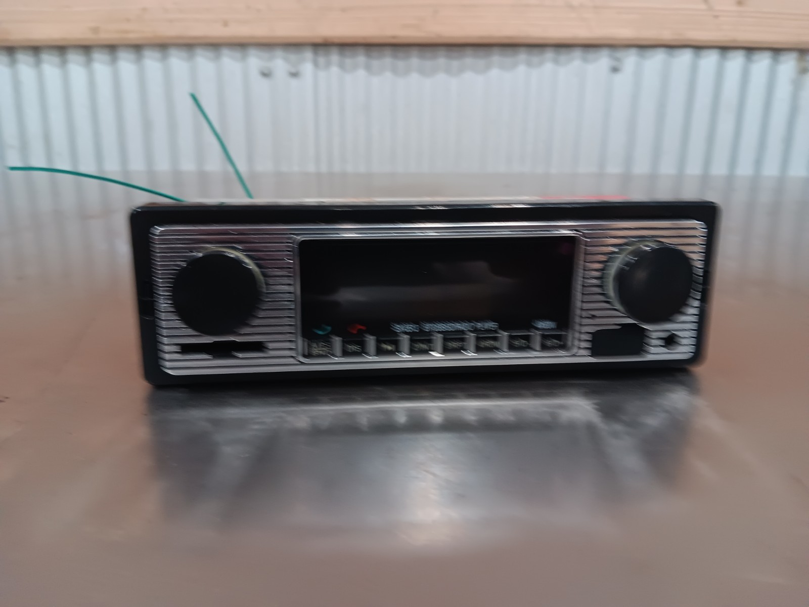 Bluetooth Vintage Car FM Radio MP3 Player USB Classic Stereo Audio Receiver AUX