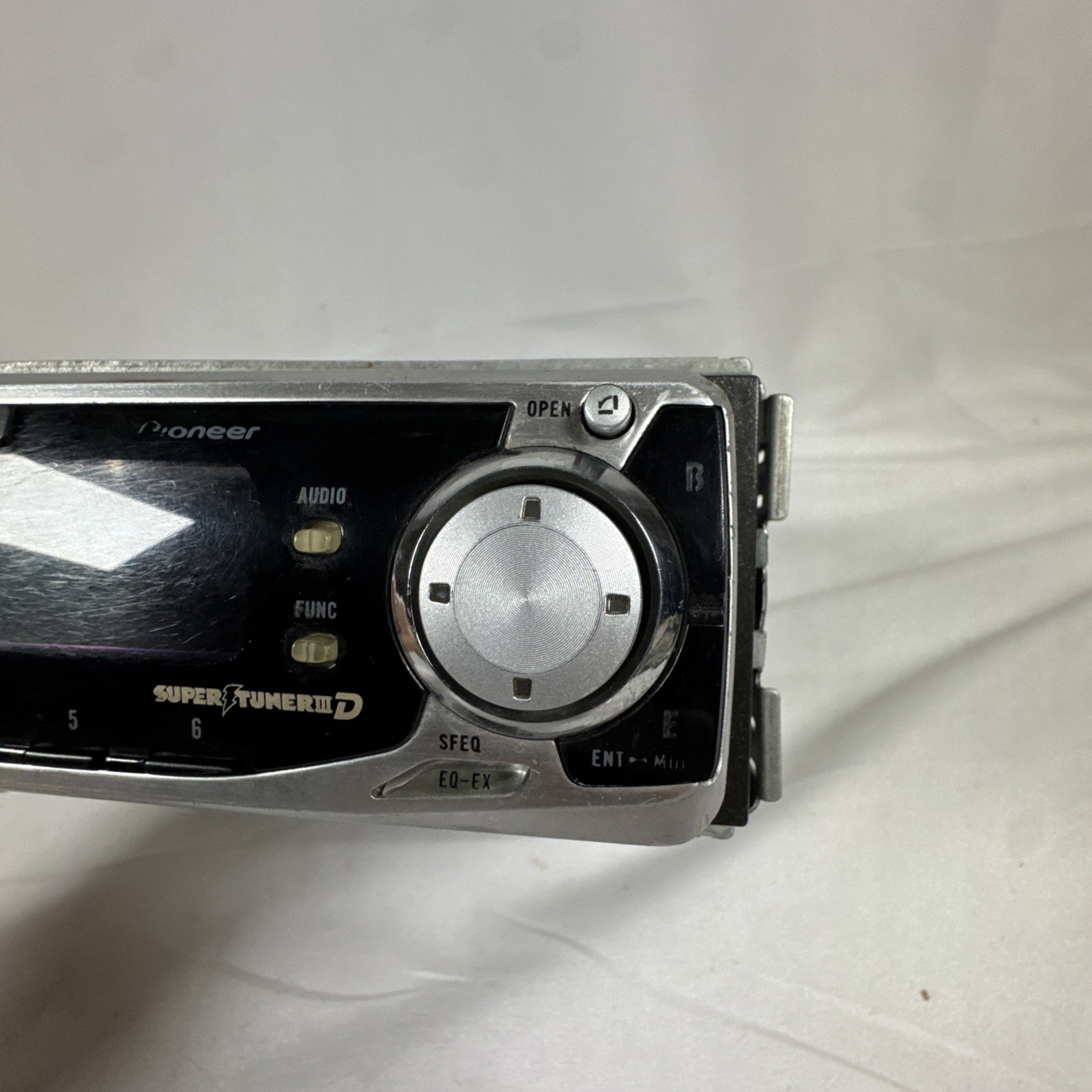 Pioneer Premier Deh-P660 Car Cd Player Radio Din Genuine Factory Model
