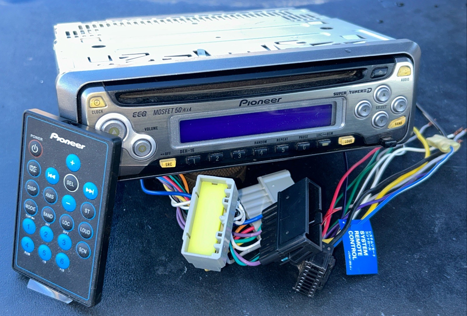 Vintage Pioneer MOSFET Am/Fm CD Player Remote Detachable Face Model DEH-16 DEH16