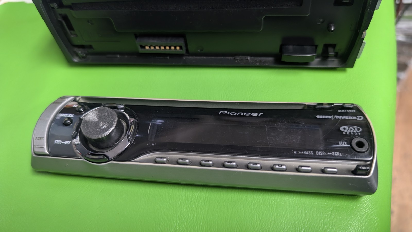 Pioneer Car Stereo DEH-P3900MP CD, Aux MP3 Playback Mid 2000s Generation