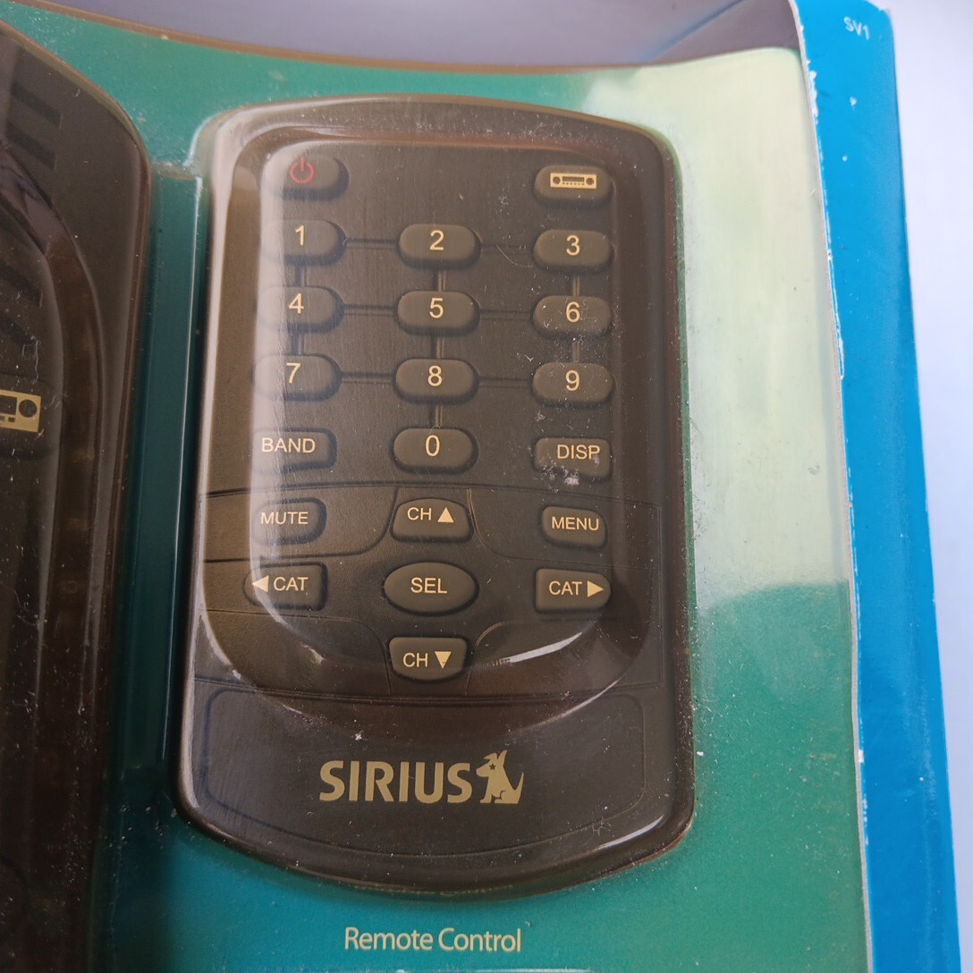Sirius Satellite Radio Sirius One All-In-One Car Kit with remote NEW OLD STOCK
