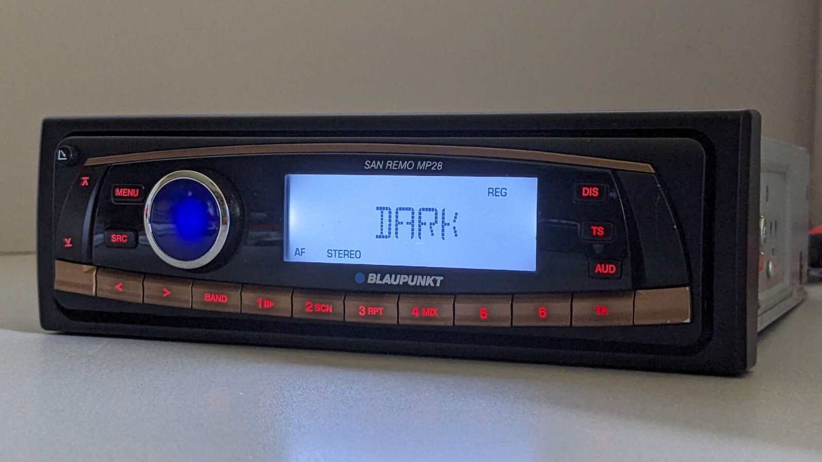 Blaupunkt San Remo MP28 7 648 491 11 Original Car Radio CD MP3 Aux-In 4×40 Watt