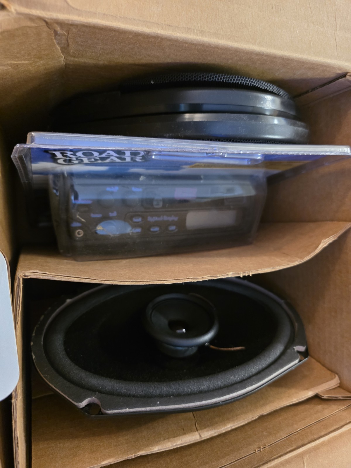 ROAD GEAR Car Audio RGK169 Cassette Receiver, Speakers, Complete System NEW Vint