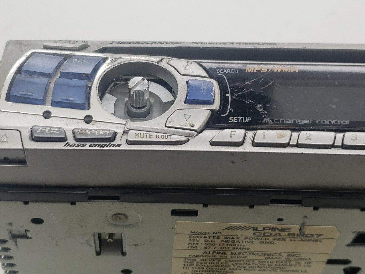 Alpine CDA-9807 Old School Single Din Car Stereo CD Player – Missing Knob