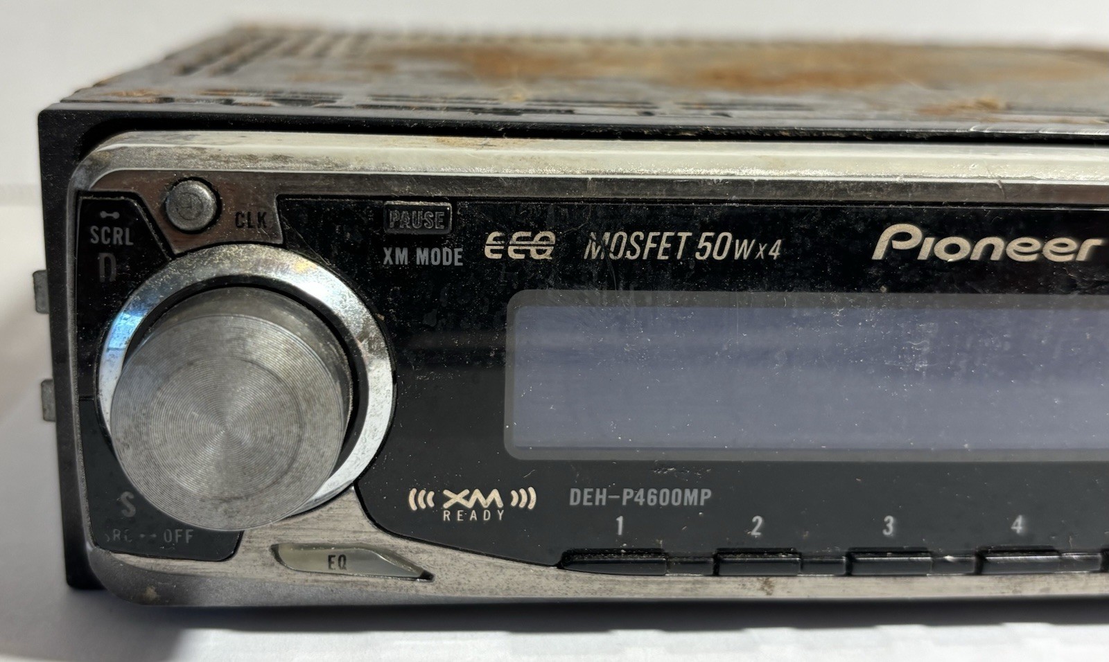 Pioneer DEH-P4600MP CD Player In Dash Receiver 50W x 4 UNTESTED PARTS OR REPAIR
