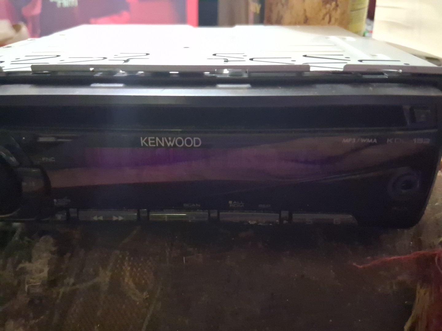 Kenwood KDC-152 CD Player/Mp3 In-Dash Receiver Parts Or Repair Untested