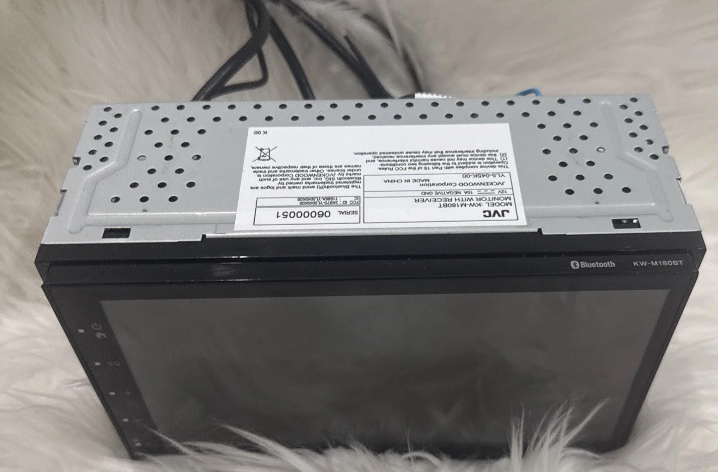 JVC KW-M180BT 2-DIN 6.8″ Screen – FOR PARTS ONLY, NOT WORKING!