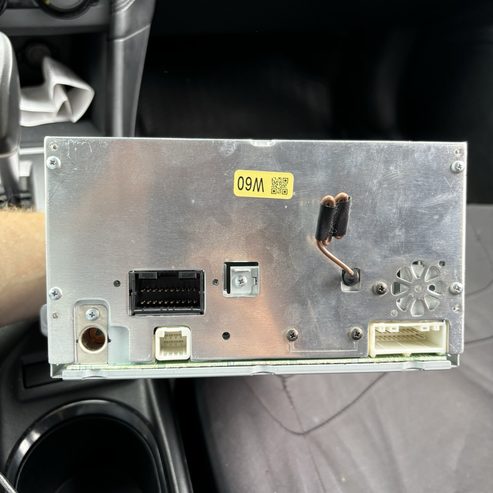Subaru Clarion Radio Stereo CD Player – 86201SC601 PF-2982B-B