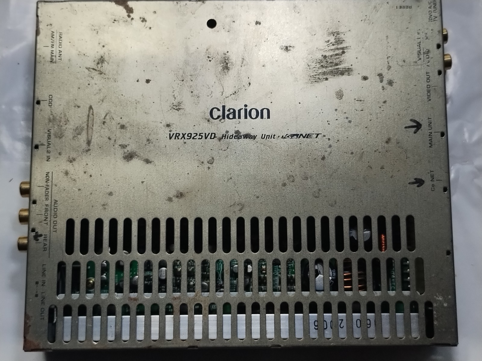 Clarion VRX925VD CD DVD Hideaway / Crossover Unit CeNET -Untested FOR PARTS READ