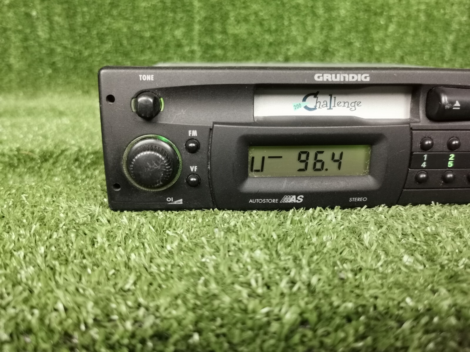 Grundig Challenge 200 Grundig Challenge200 Oem Genuine Original Car Radio