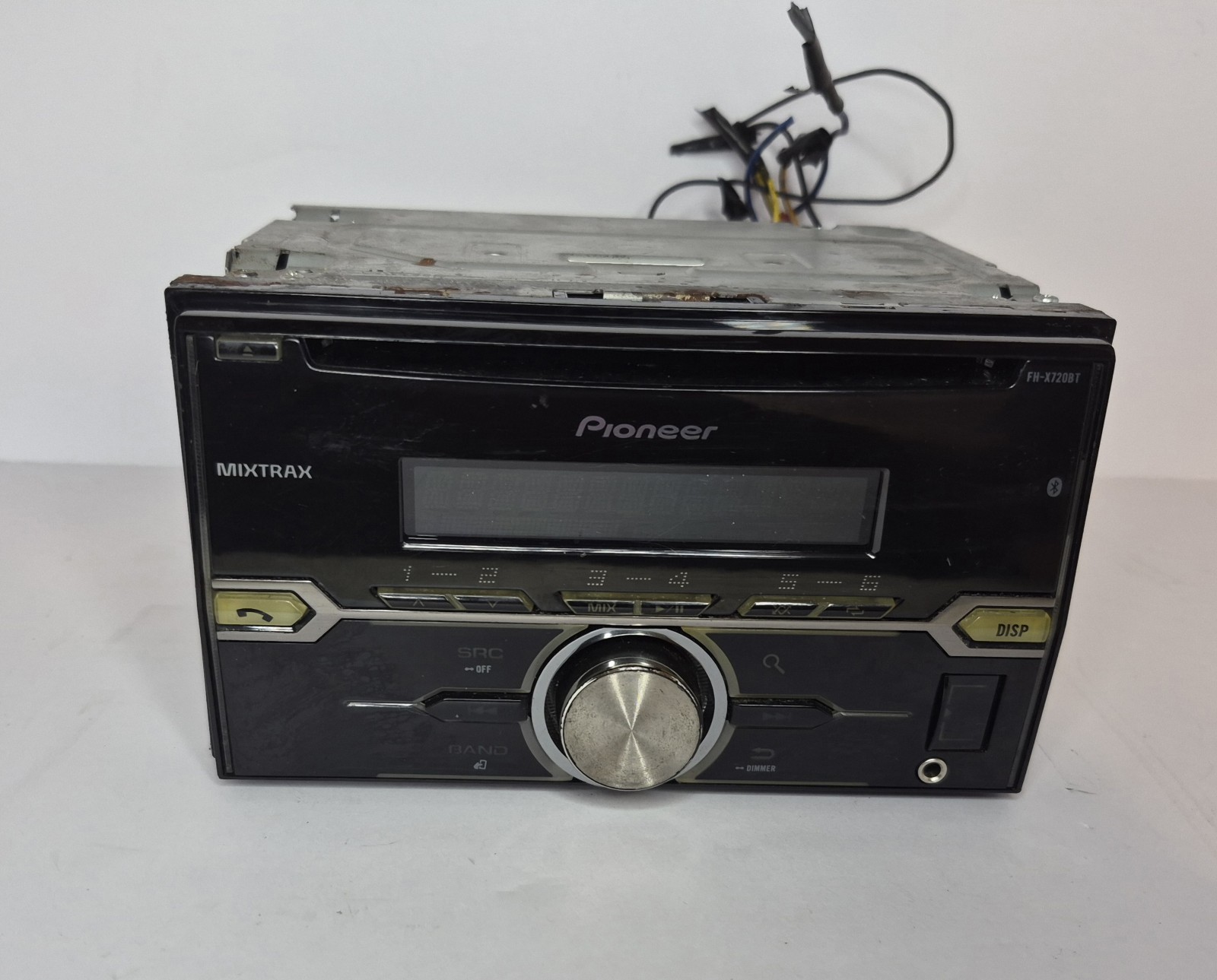 Pioneer AM/FM Radio w/ USB MP3 CD Head Unit Receiver FHX720BT – FOR PARTS
