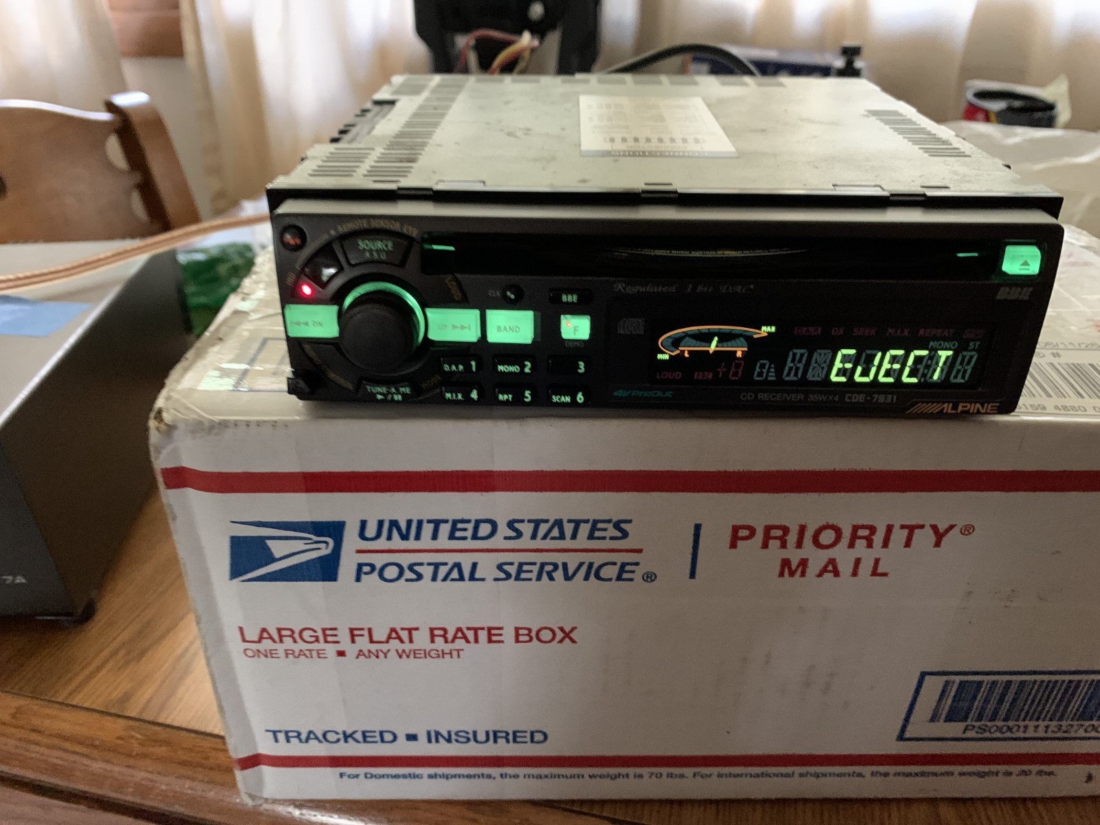 Alpine CDE-7831 CD Player