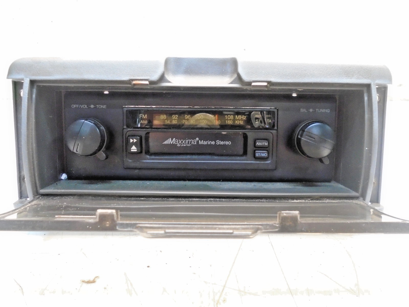 W4 Maxxima Marine Cassette Tape Player w/ AM/FM-MPX Stereo Radio CSC-1500MX