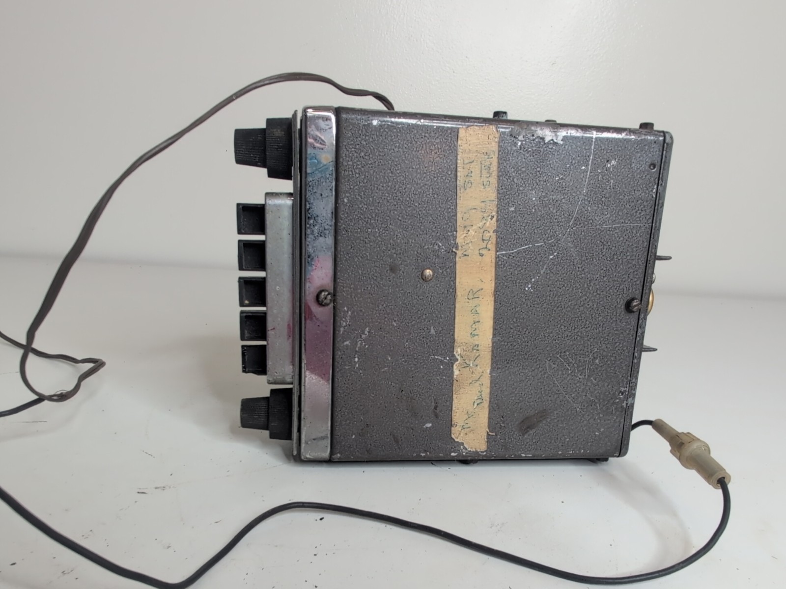 Vintage 1960’s Motorola All Transistor Car Radio Auto 520T