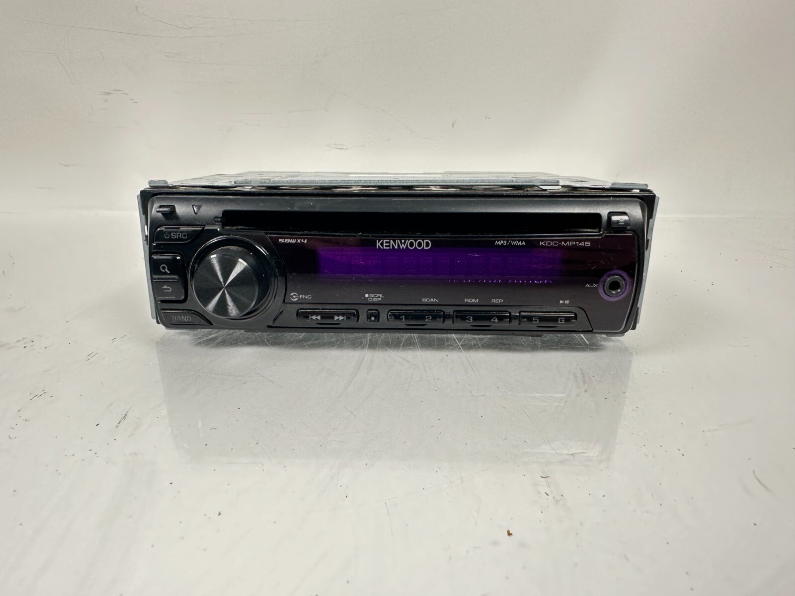 Kenwood Car Stereo Am/Fm CD-Receiver KDC-MP145, Works Great!