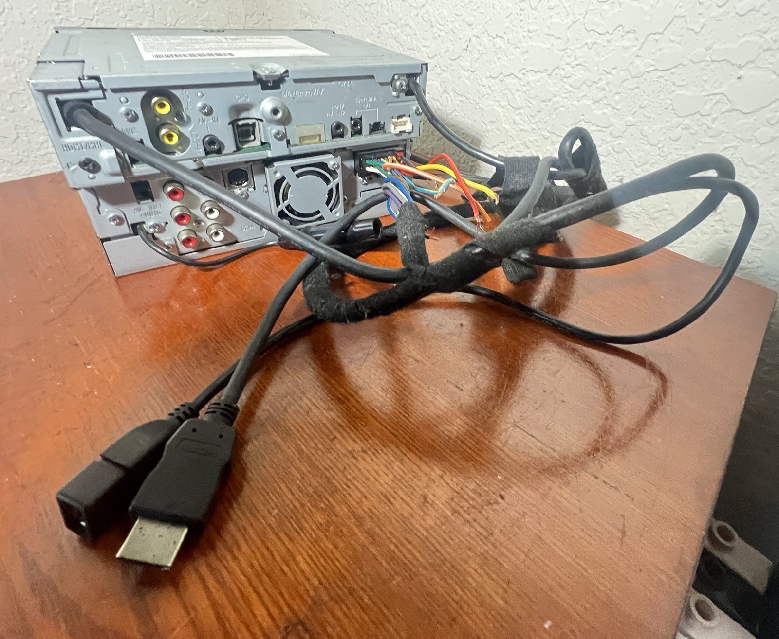 Kenwood DNX691HD GPS Navigation Head Unit Parts/Repair No Screen Powers On