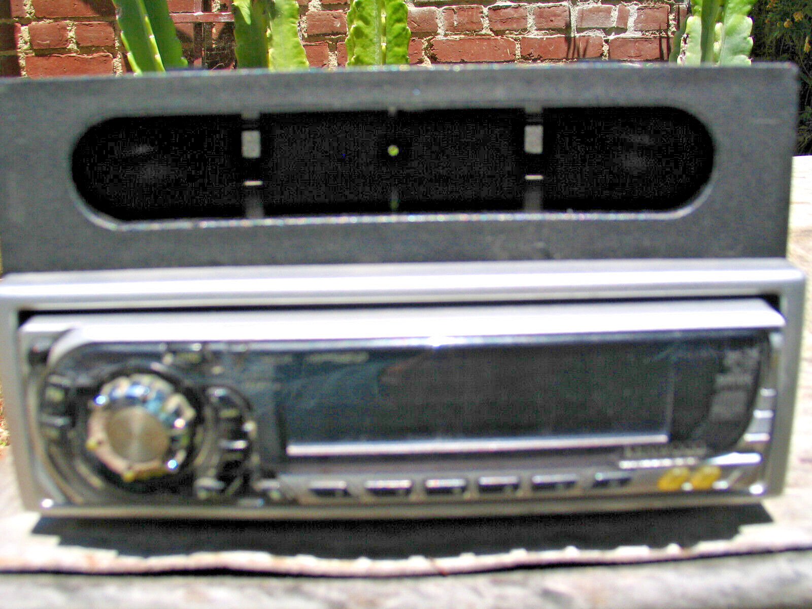 Kenwood Kdc-mp522 Car stereo complete with Detachable Faceplate